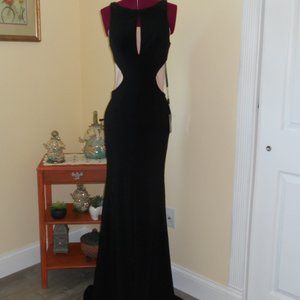 NWT Faviana 4 Black Homecoming Prom Dress Cutouts Front/Side Slits Built In Bra
